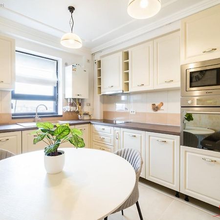 Apartament Ghimbav_Rk Exteriér fotografie